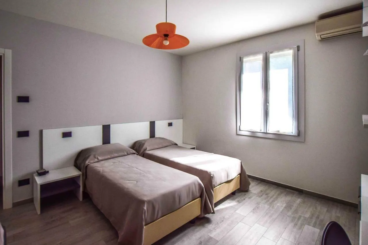 Guest house Gambisa Street Hotel Soliera