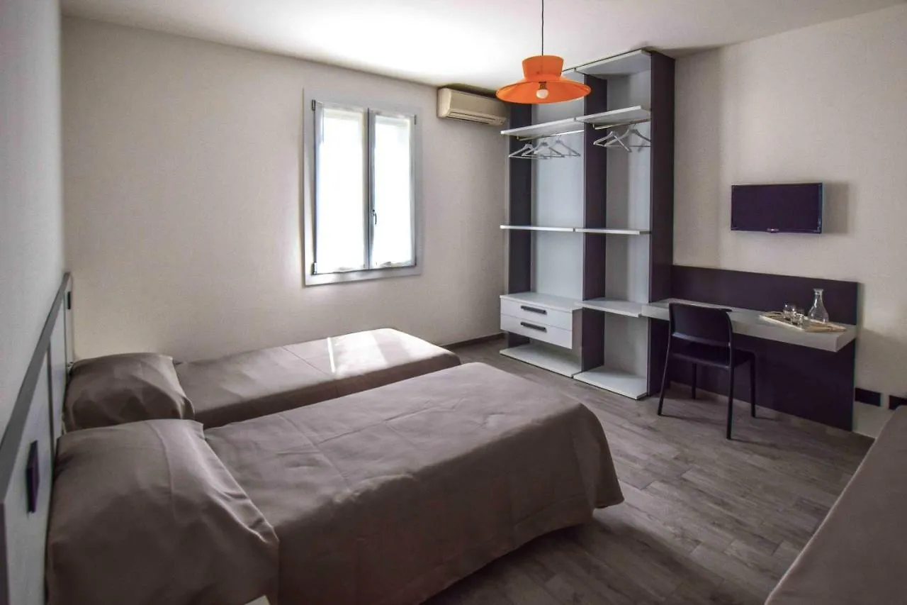Guest house Gambisa Street Hotel Soliera Italy